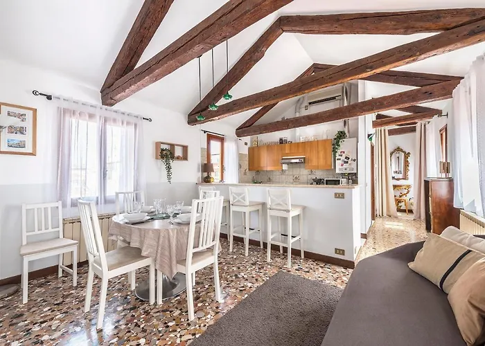 Colombina Like At Home 3 Bedrooms Fully Equipped Air Conditioned